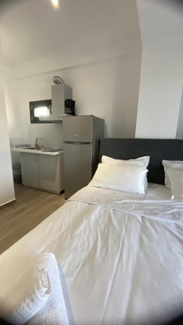 Afytos Sea View Apartment Ngoại thất bức ảnh